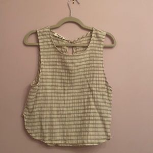 Sam and Lavi top! Super perfect for the beach! Linen material!